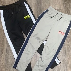 GapFit boy M two set of pants